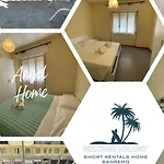 Wh - Angel Home - Spazioso Appartamento - 5 Minuti A Piedi Dal Centro - Wifi