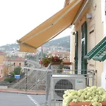 Vicino Al Mare In Centro Sulla Nuova Pista Ciclabile
