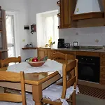 Dorina House