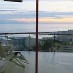 Terrazzavistamare, Piscina, Campodatennis