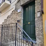Puppo Apartments