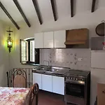 Rustico Indipendente In Borgo Antico