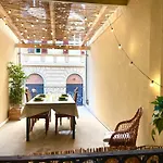 La Maisonette