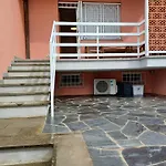 Disma Rooms