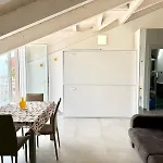 Hostdomus - A Due Passi Dal Mare