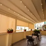 Affittacamere E Appartamenti - Rent Rooms And Apartments Le Camere Nel Corso - Adults Only