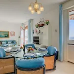 Rhapsody By The Sea - Happy Rentals