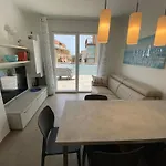New Luxury Apartment With Pool In Borghetto