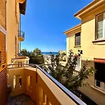Hostdomus-Acquamarina Suite - Seafront Apartment - Bike Room
