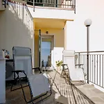 Awesome Apartment In Recco With Jacuzzi