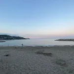 Incantevole E Tranquillo Borgo Storico Sul Mare