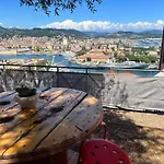 Seaview House Free Parking & Private Garden