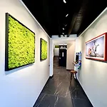 Cinque Terre Hub Suite Art