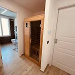 5 Terre Hub Suite 1
