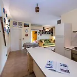Hostdomus - Casa Apnea