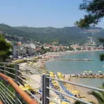 Villa Monte Enrico - Pool And Whirlpool - Happy Rentals
