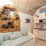 Casa Severina