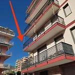 Appartamento Delizioso Con Terrazzo In Centro-Delicious Apartment With Terrace