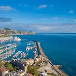 Le Petit Bijoux De La Pigna - Happy Rentals