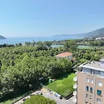 300 Mt Near The Sea And The Station Exclusive Apartment