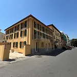 Demithos House