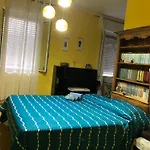 Casa Vacanze Gialloblubis