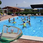 Cinque Terre Campsitechalet 212 River Village Ameglia Including Airco