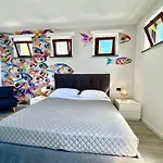 Mirage Rooms & Apartments