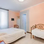 Rapallo Centro - 10 Posti Letto