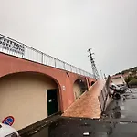 Fronte Mare-Piscina- Pista Ciclabile