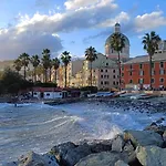 Le Crudi Home Genova Pegli