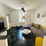 Casa Crema Con Vista Mare