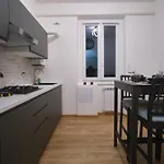 Porto Antico Apartment