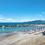 Attico In Centro Vista Mare