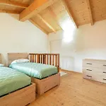 Cozy Home In Tribogna With Wifi
