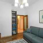Gorgeous Apartment In Chiavari With Kitchen