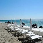 Caruggio Al Mare Appartamento Vicino Al Mare E Comodo Al Centro Di Savona