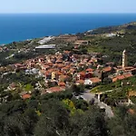 Antica Casa Vista Mare Wi-Fi E A-C