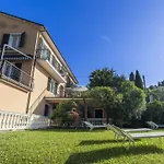 Apartment Casetta Rosa By Interhome
