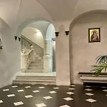 The Nest At Palazzo Pellicceria