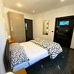 Martel Rooms - Genova Centro Brignole