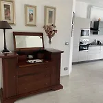 Incantevole Appartamento Nel Centro Di Varazze