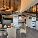 House Cian Cianin By Holiday World