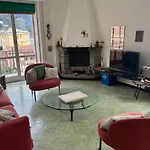 Casa Carlicchia With Terrace And Sea View