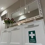 Lina Suites & Rooms