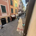 Welcome Riviera - Mazzini 77, Appartamento Di Lusso Nel Centro Di Rapallo,Wifi, Condizionamento Centralizzato In Ogni Stanza, Attrezzato Con Tutto Quello Che Serve In Una Casa, Per Un Soggiorno Da Favola, Parcheggio A Pagamento 15Euro Al Giorno