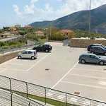 Perla Abernathy - Nice Apartment With Garden & Swimming Pool On Liguria West Coast
