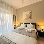 Acadamis Ema'S House - Sanremo