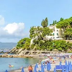 Gorgeous Apartment In Zoagli With Wifi