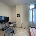 Bilocale House Gaudio 23 - A 1 Minuto Dall'Ariston - Wifi